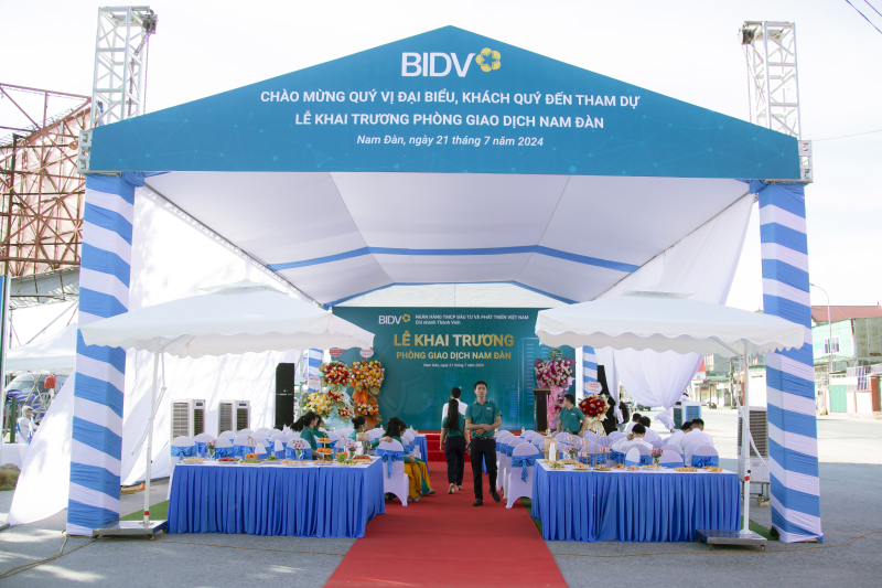 Báo giá dịch vụ cho thuê bàn ghế sự kiện tại Nghệ An